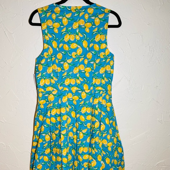 Nwt Donna Morgan Lemon Print Button 